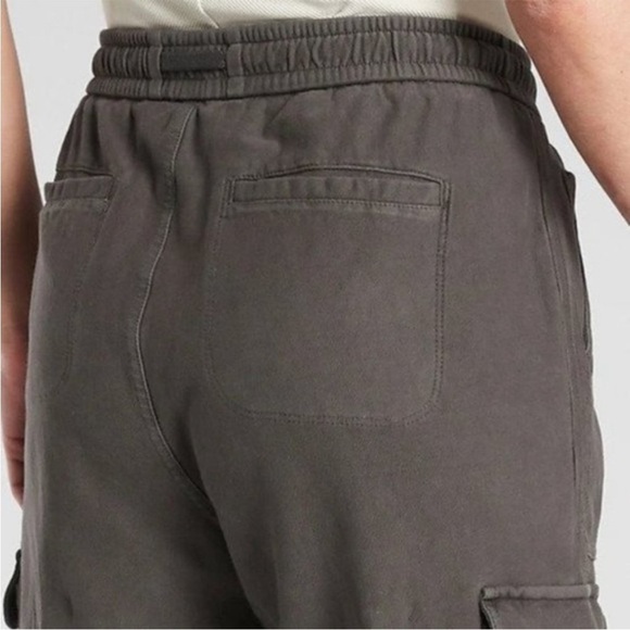 ATHLETA Farallon Cargo Pant Crop Cypress Green Organic Cotton Pull On Sz 6 - Picture 3 of 16